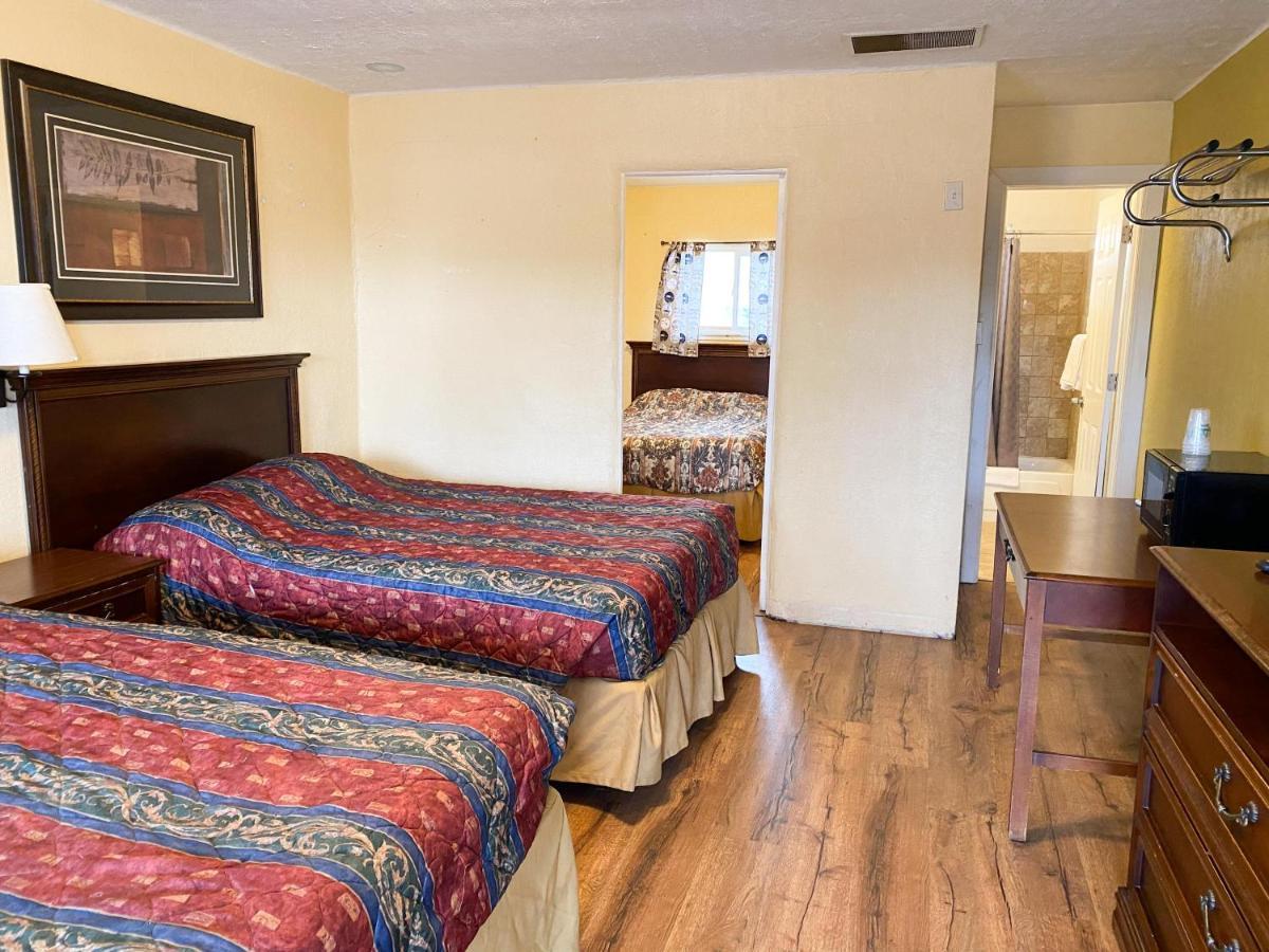 Guest Ranch Motel Cheyenne Esterno foto